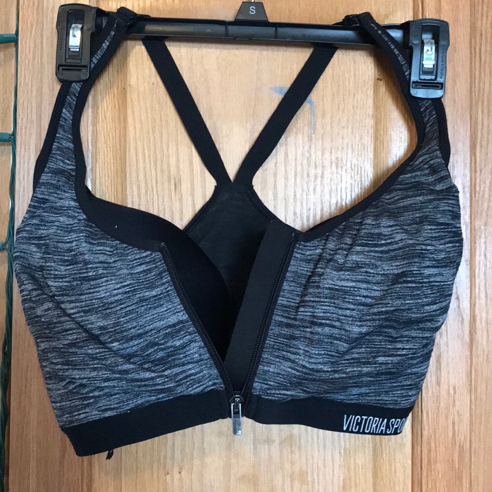 Knockout by VS sports bra 34DD